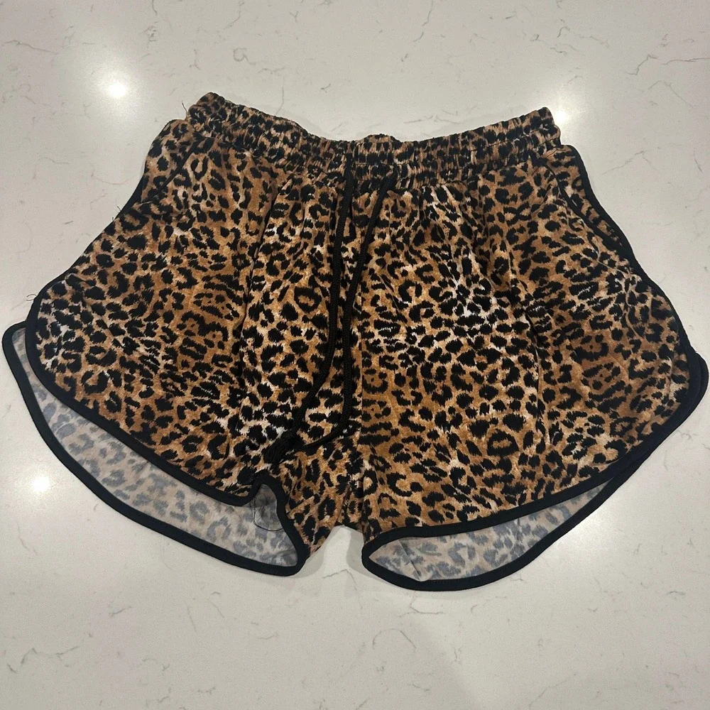 Shosho Womens Leopard Print Dolphin Shorts Black Trim Drawstring Pockets Size L